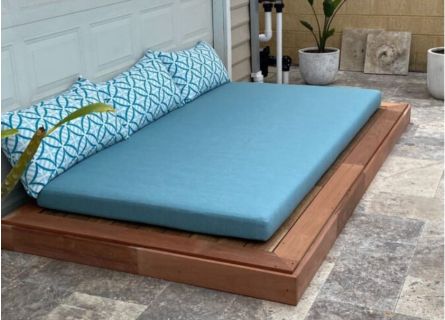 Cama balinesa cuadrangular