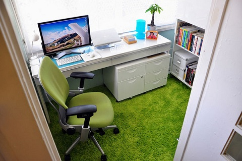 siège de bureau avec de la mousse pour tapisser